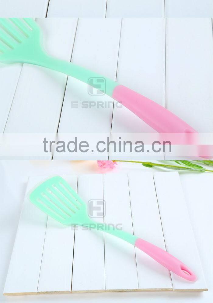 Hot Sale Cake Butter Cream Spatula Oil Bread Scraper Brush Baking Silicone Tool Maker