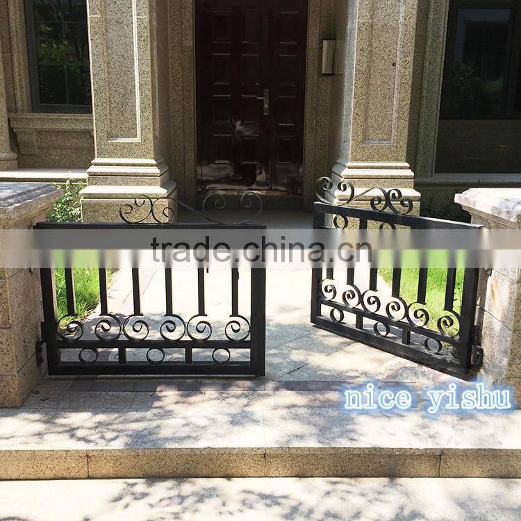 Luxury wrought iron gate/ elegant Indian house main gate designs