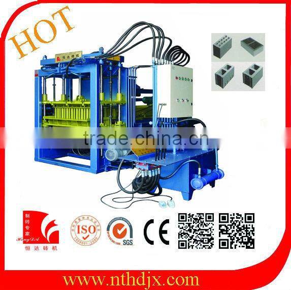 High Quality Cement/Concrete Block Making Machine