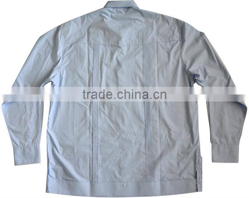 Men's 100% cotton Guayabera shirt with long sleeve and pintuck