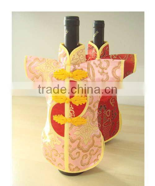 Wine Bottle Cover 032