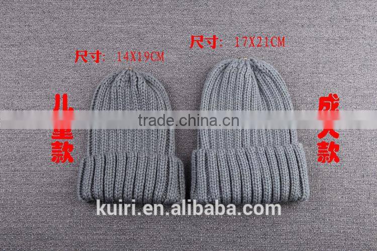 Wholesale Beanie Hats with raccoon fur ball for women winter