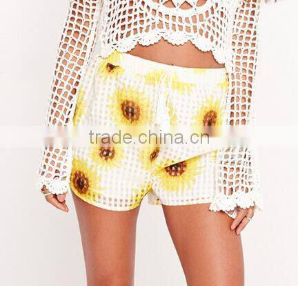EY0576P 2016 latest summer casual retro pattern printed shorts women