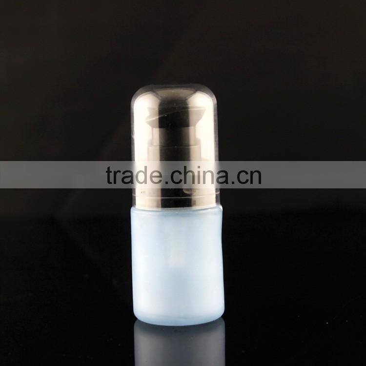 2016 NEW DESIGN mini white glass bottle with pump