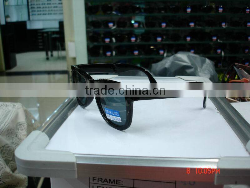Wholesale Customization Cheap Folding Sunglasses foldable sunglasses