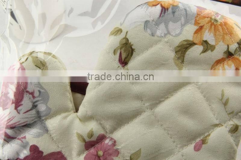 printed mirowave oven glove and pot holder