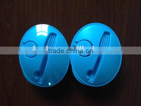 plastic round salad bowl with fork