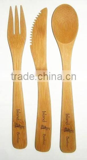 eco-friendly bamboo dinnerware set