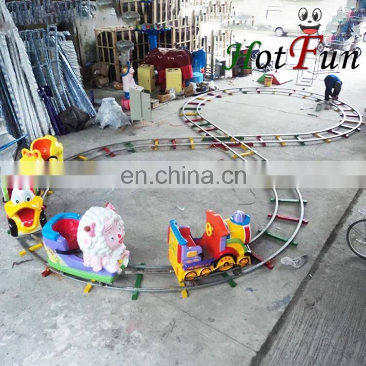 Amusement park ride electric mini train toy mini trackless train for sale