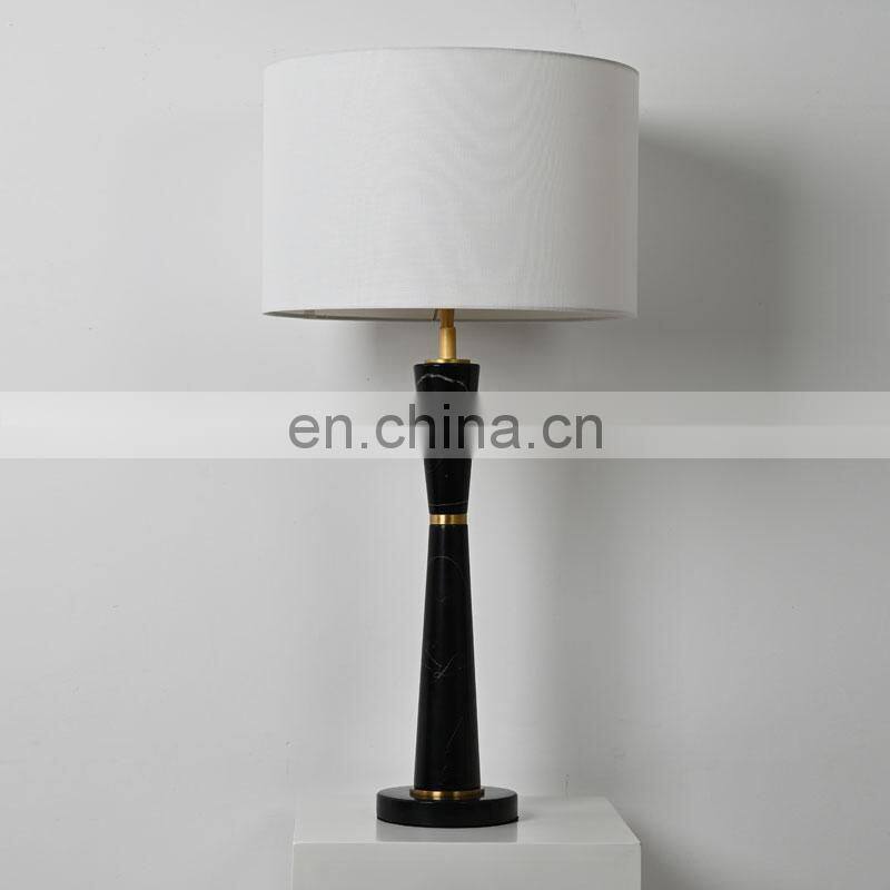 China Fashion Hotel Bedside Bedroom Desk Office Novelty Home Decore Led Table Lamp