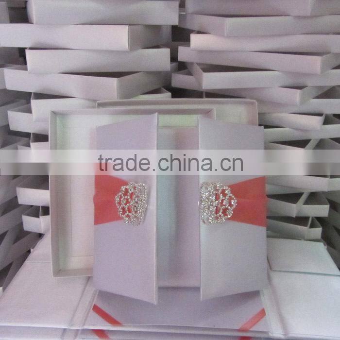 Newest Customized Fancy Silk Wedding Invitation