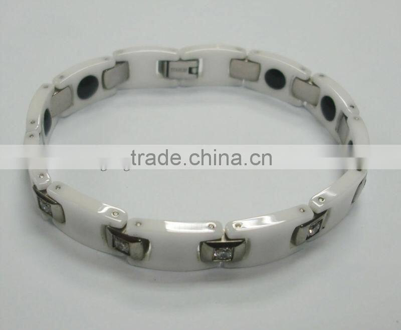2013 Fashion latest shiny bio ceramic bracelet