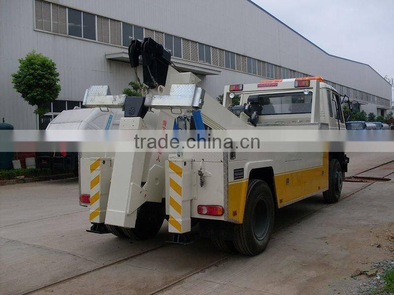 DongFeng 4X2 160HP towing truck wrecker