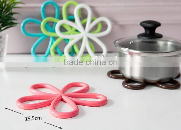 Supply creative fashion Plum-shaped Insulation pad / bowl and disc pad / cup mat