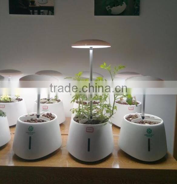 Best seller creative Promote plant growth LED grow light ,