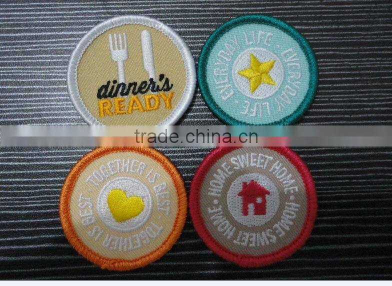 China high quality embroidery logo badge patch for clothing garment