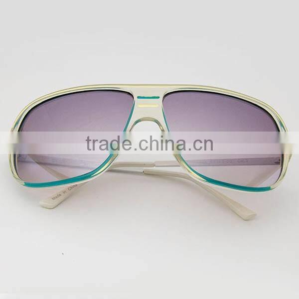 Comfortable and beautiful uv filter sport glasses for men