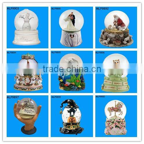 Crystal Engraved Polyresin Music Box Wedding Favors