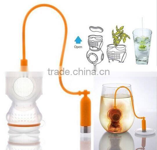 TSJ0036 silicone silicone rubber tea infuser diver squirrel sloth tea infuser tea man strainer
