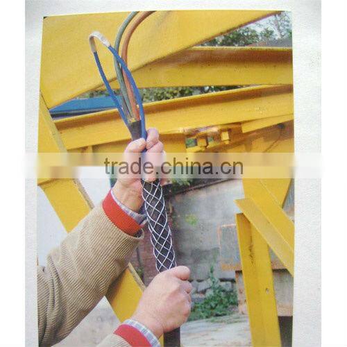 universal 5/8" RF cable tray of hoisting grips