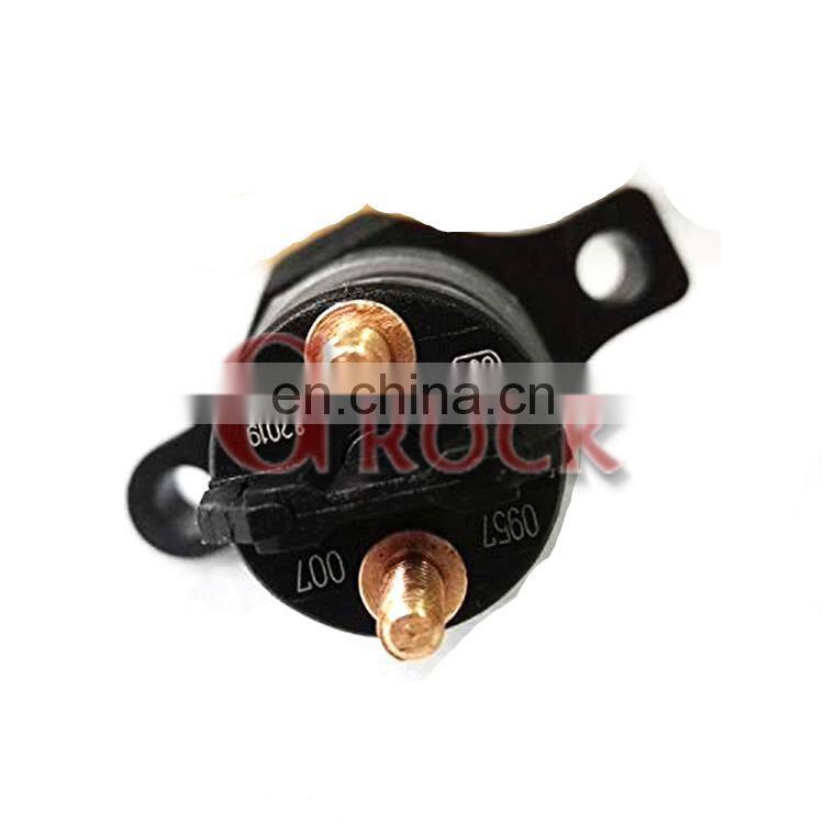 Diesel Engine Bo-sch common rail injector 0445120007 0986435508 2830957
