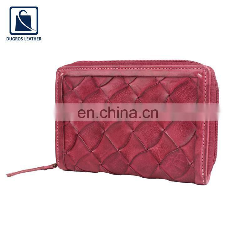 Attractive Pattern Highest Selling Silver Antique Fitting Eye Catching Pattern Luxury Genuine Leather Women Wallet