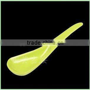 Plastic tableware for dessert