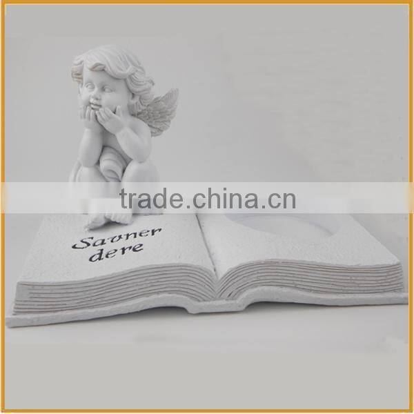 Resin angel with tealight holder