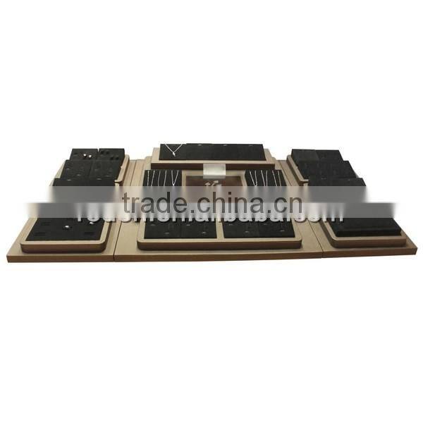 Custom Wholesale MDF Wrapped With Brown Leather Jewellery Shop Window Display Presentation Necklace Busts