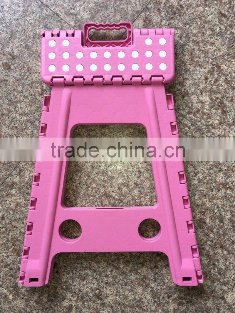 cheap plastic folding chair