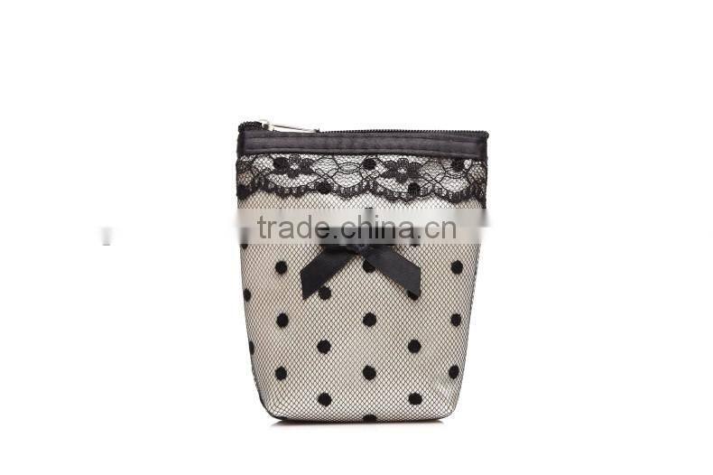 Hot sale high quality cheap fashionable cute lace cosmetic pouches GW879