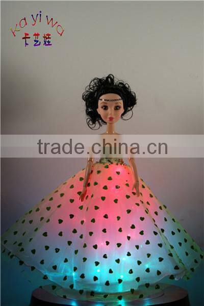 Fashionable Barbie Dolls for Little Children / Glow Flying Toys for Playing