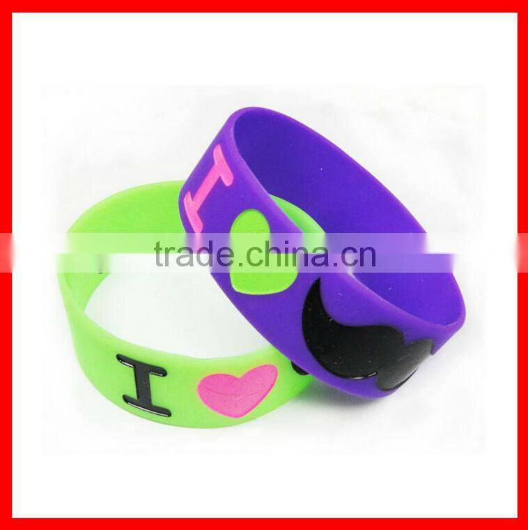 Hot fashionable grandient color cheap silicone bracelet silicone wristband