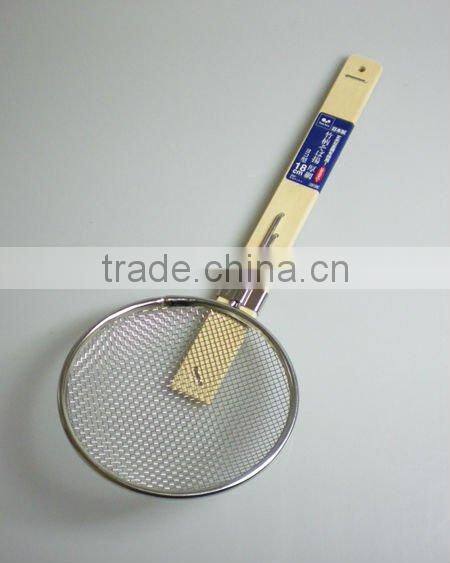 Stainless Steel Strainer with Bamboo Handle Horizontal 18cm