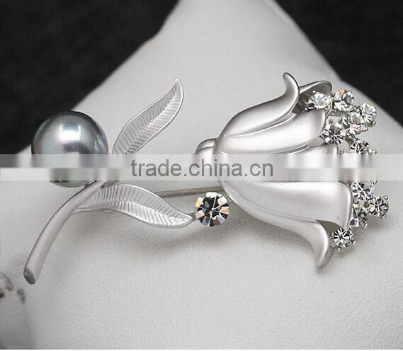 2016 new design elegant wedding invitation brooch