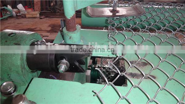 2015 New Products for High Speed Chainlink Fence Machine/Diamond Mesh Machine