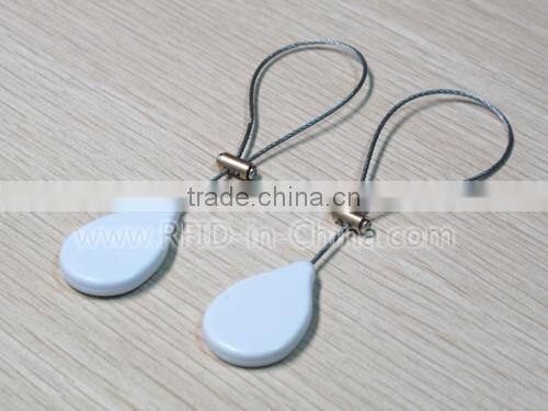 13.56 MHz RFID Tags Widely Used in Jewelry for Security System