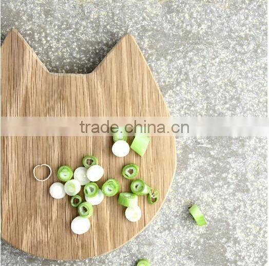 Chop& Serve board casper fun