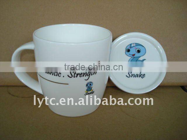 stoneware mug with lid