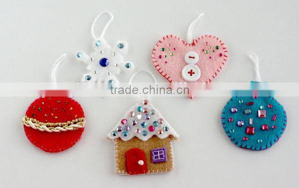 high quality fashion new design polyester felt wholesale christmas hanging ornament suppliers manufacturer in China OEM ODM