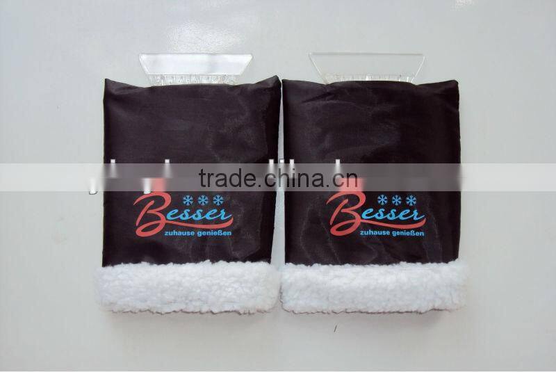 ice scraper with glove (RSAA-12)