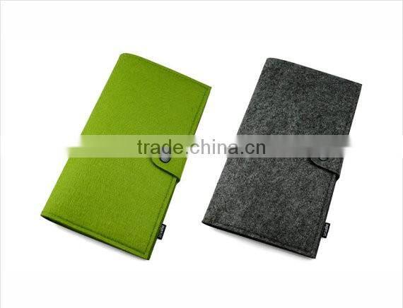 Hand-made woolen felt Wallet