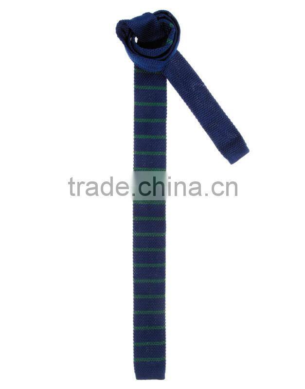 Knitted Tie With Stripe