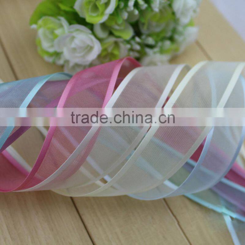 decorate wedding cake ribbon