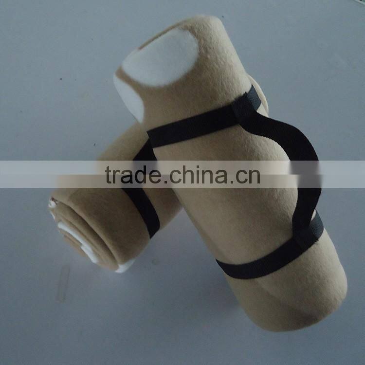pp webbing handle attached portable polar fleece printed roll up blanket