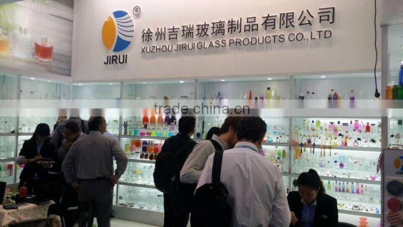 100ml pagoda color sprayed diffuser glass bottles and packaging