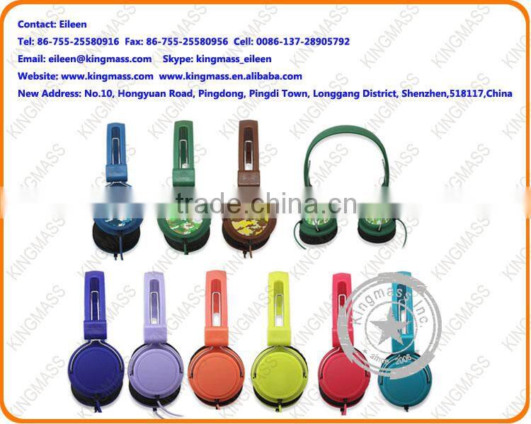 2014 newest gift packaging set Personalized phone cases + earphones (Customized color and patterns)