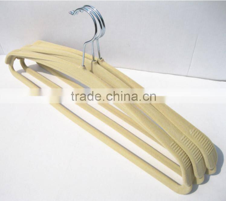 Wholesale New Designed Luxury Non-slip Velvet Hangers