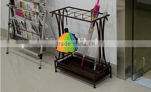 New design Removable metal floor standing umbrella stand iron holder