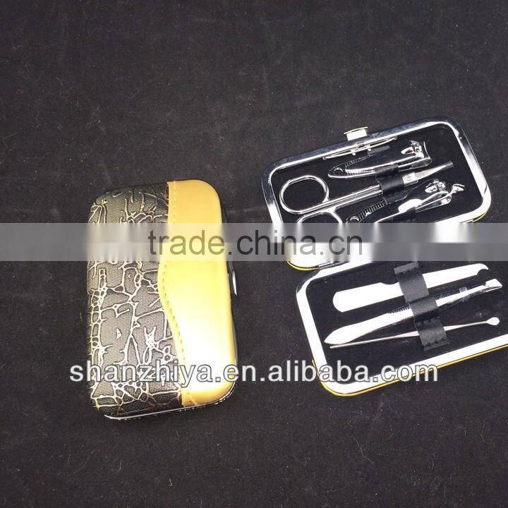 White 9pcs leather bag,nail cutter,earpick,manicure set